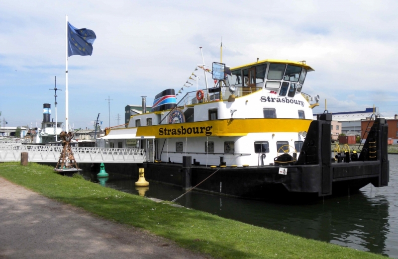 "Strasbourg", le pousseur du Naviscope (Photo PJL)