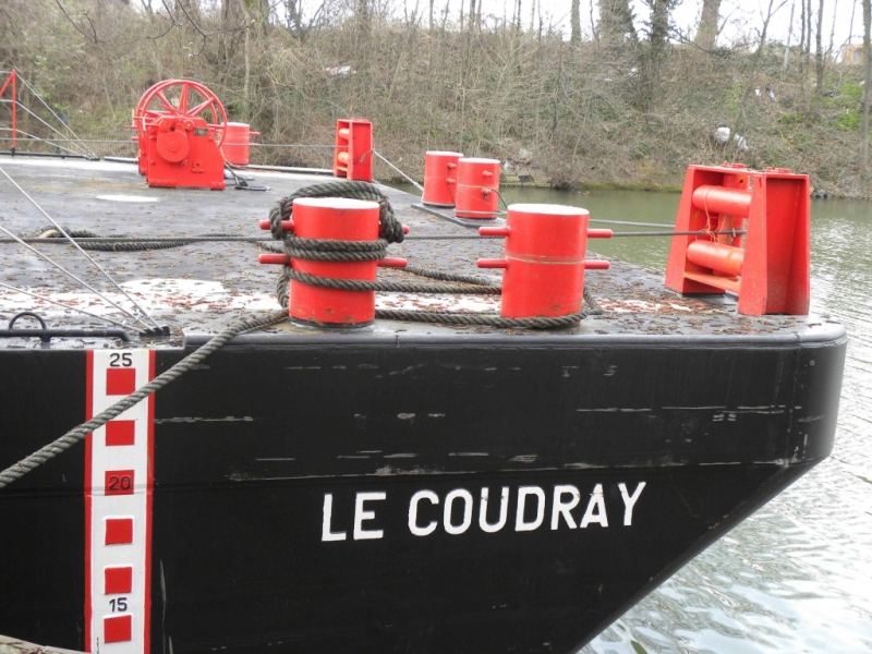 La devise du ponton-grue d'EMCC (Photo PJL)