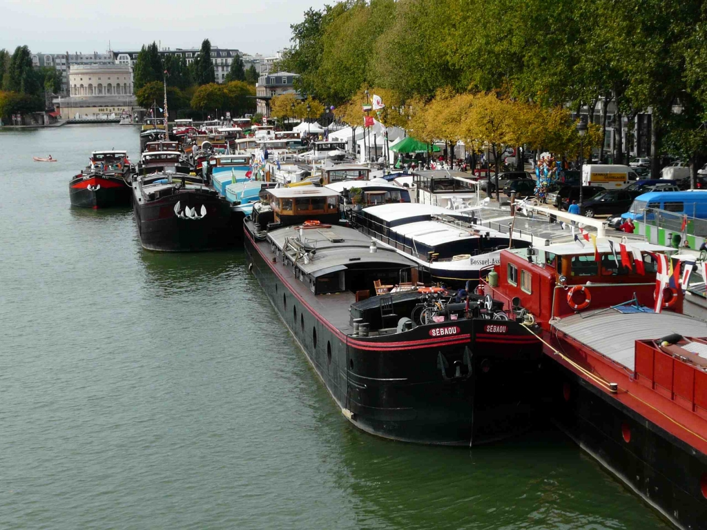 Rassemblement de l'ADHF au bassin de la Villette (Photo G. Matignon)