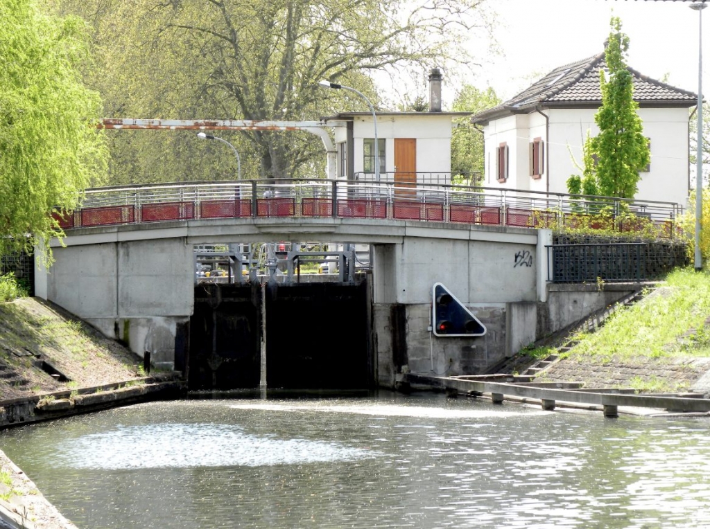 Écluse 85 de Strasbourg (Photo PJL)