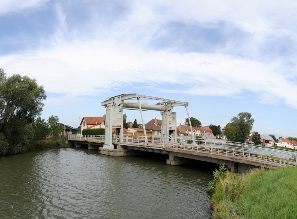 Le pont-levis SNCF de Gravelines (Photo M.Coeugnet - ville de Gravelines)