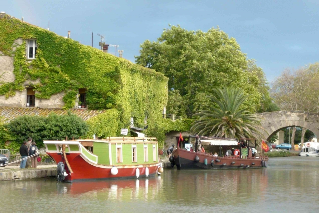 Barque de Poste et Gabare (Photo J-J. Charrère) 