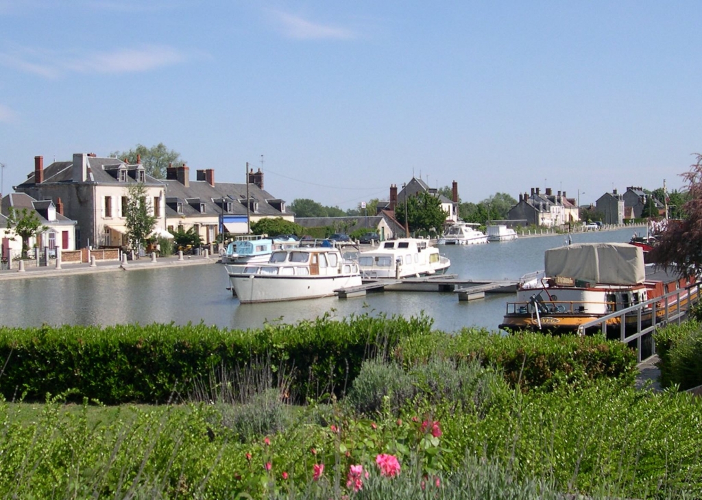 La halte nautique de Marseilles-lès-Aubigny (Photo Mairie Marseilles)