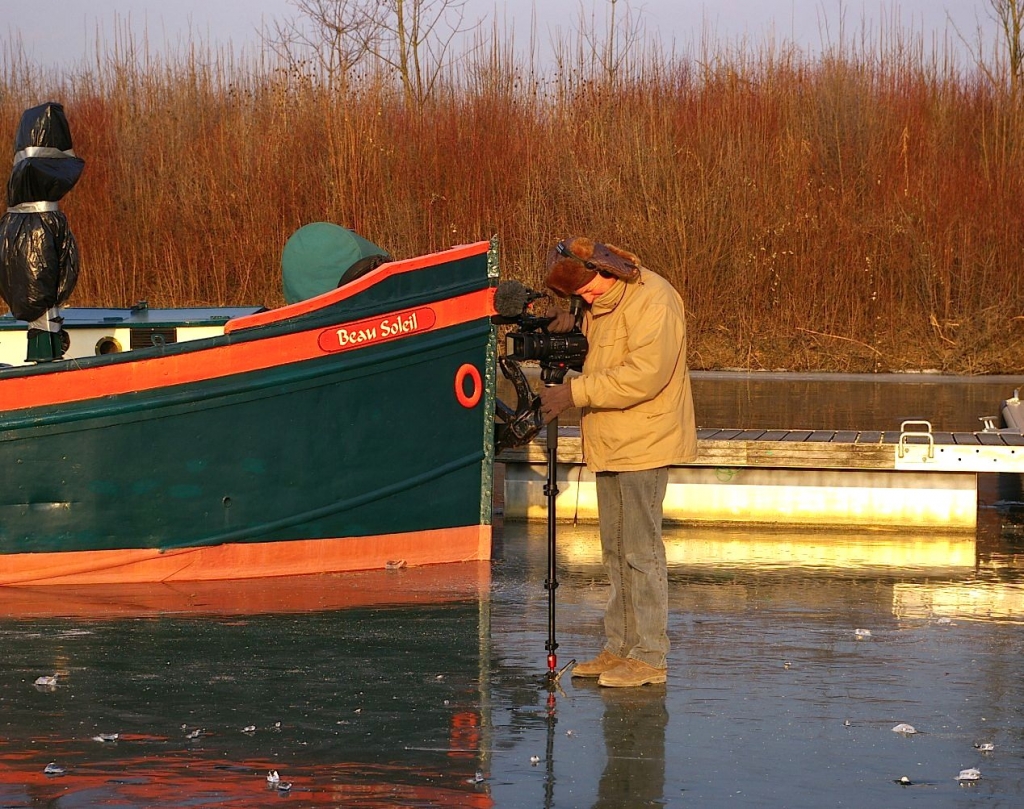 Jean-Paul Mignot sur la glace au port de Saint Jean de Losne (Photo J-P.Savoy)