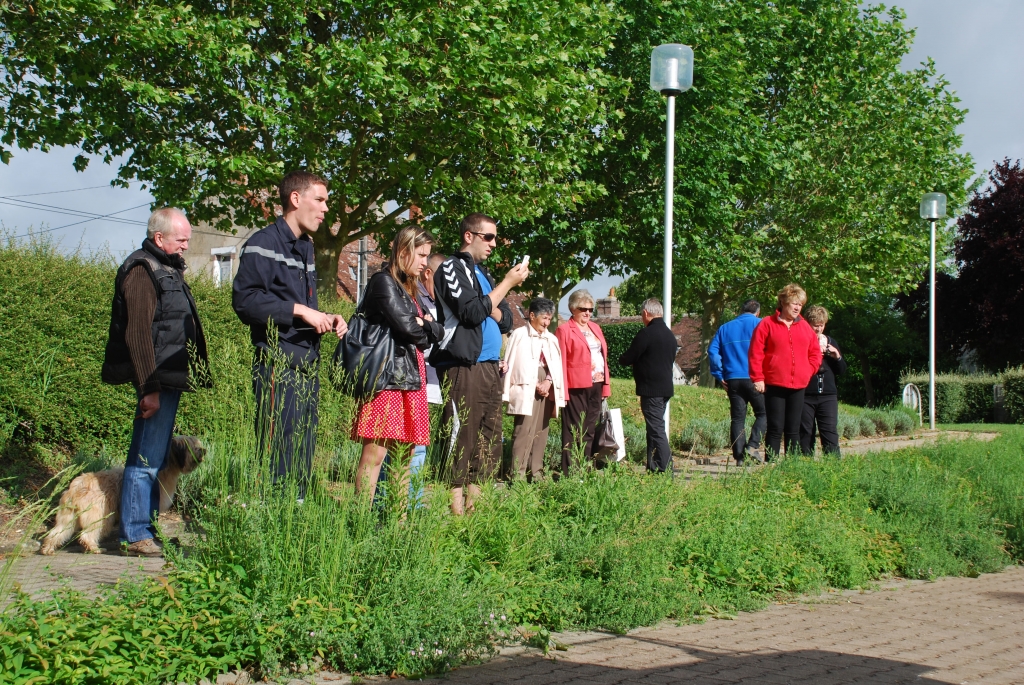 Les supporters au départ de Châtillon-Coligny (Photo J.-F. Macaigne)