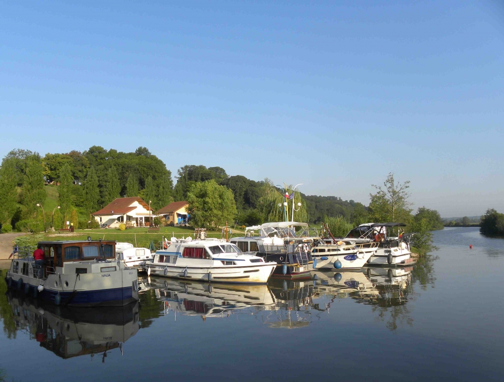 Le port de Fouchécourt - PK381 de la Petite-Saône (Photo PJL)