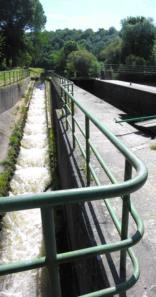 Passe à poissons de l'écluse de Boudrac'h sur l'Aulne (Photo PJL)