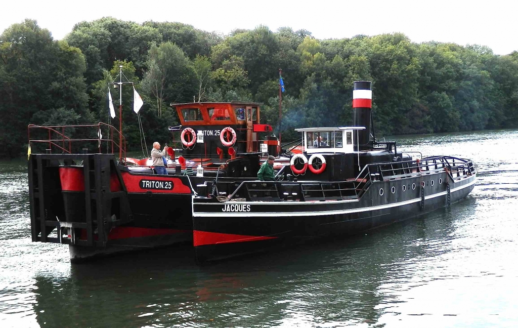 Le "Jacques" et le "Triton 25" à couple (Photo B.Boulonne)