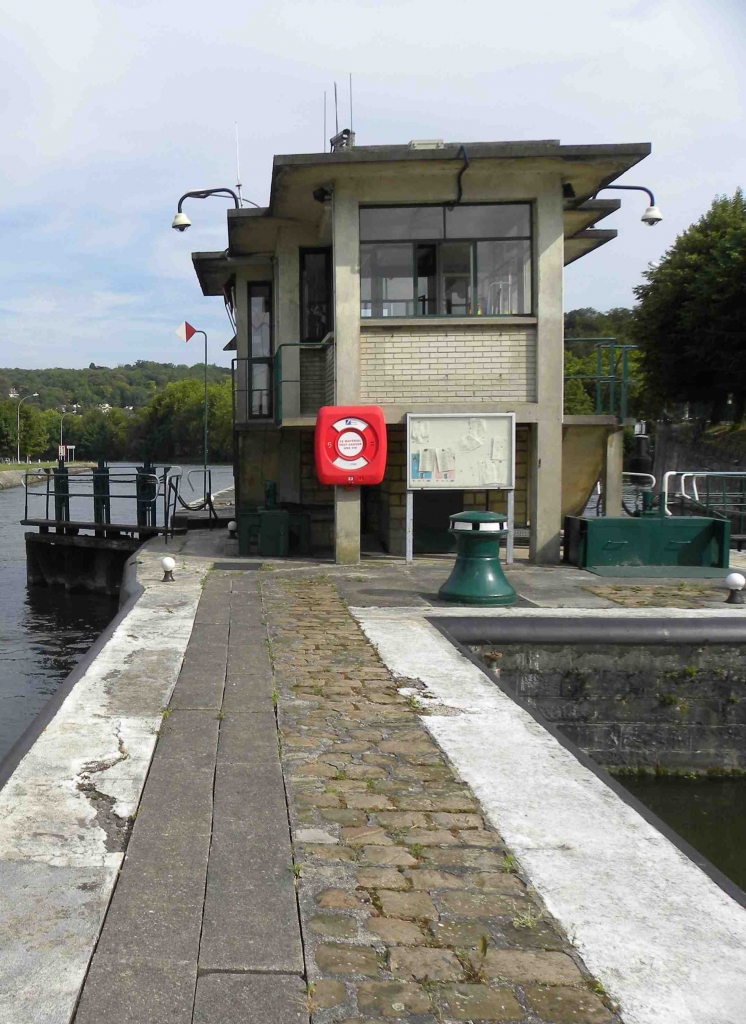 L'écluse de Bougival - PK49 de la Basse Seine (Photo PJL)