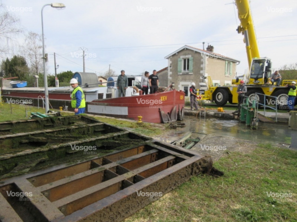 L’accident s’est produit jeudi vers 8 h à hauteur de l’écluse n° 34 de la Grande Chalaide, sur la commune de Longeville-en-Barrois. (Photo DR)