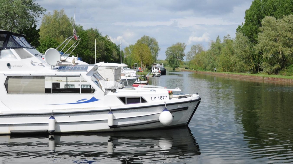 Le développement du port se fera par le tourisme fluvial et les activités nautiques et terrestres (comme le gyropode). (Photo D.R.)