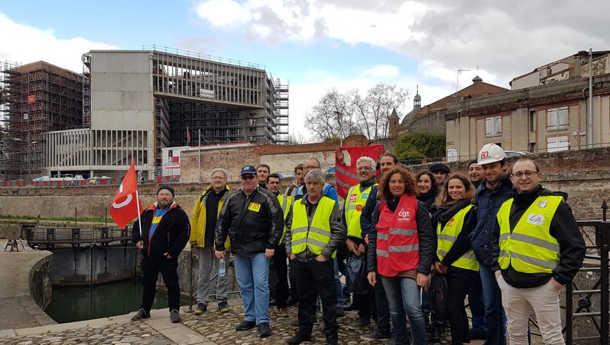 Une trentaine d'agents VNF ont entamé une grève hier. (Photo DDM, SG)