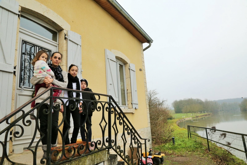 « Les informations sont tombées au compte-gouttes et il était difficile d’en obtenir parfois », déplore Julie, la mère de famille. (Photo ER /Bruno GRANDJEAN)